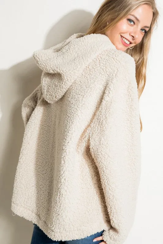 FUZZY FAUX FUR OVERSIZED SWEATSHIRT