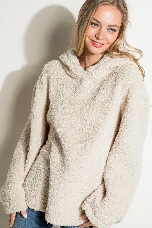 FUZZY FAUX FUR OVERSIZED SWEATSHIRT